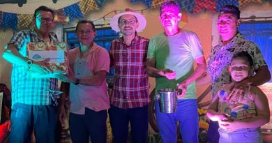 Nada melhor do que estar entre amigos nos festejos juninos