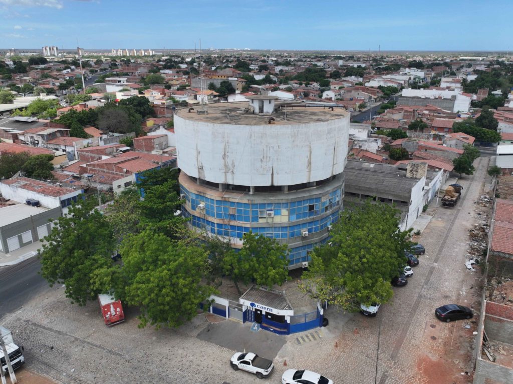 O Guardião das Águas: A História do Reservatório Central da Caern em Mossoró