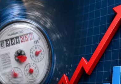 TARIFAS EM ALTA: ONDE O SANEAMENTO PRIVATIZOU, A CONTA DISPAROU