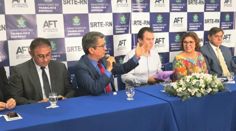 Sindágua/RN presente em importante debate com o Ministro Luiz Marinho!