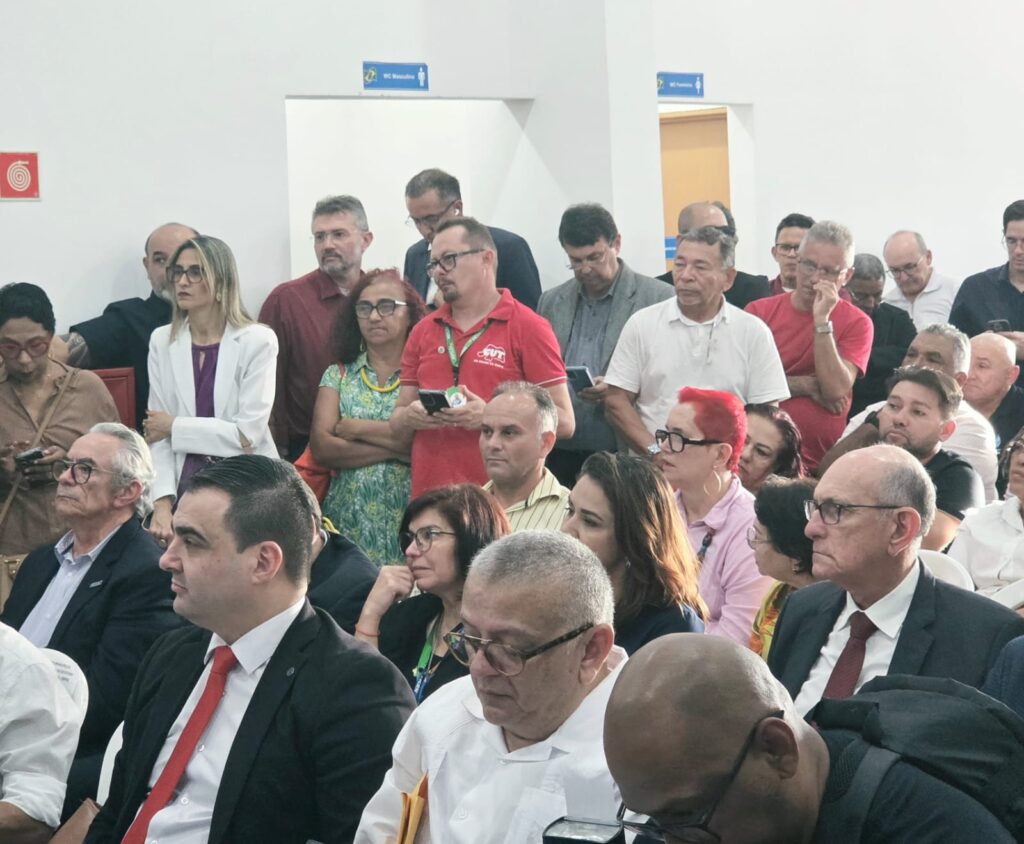 Sindágua/RN presente em importante debate com o Ministro Luiz Marinho!